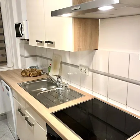 Schoene 2 In List-vahrenwald Balkon Appartamento Hannover