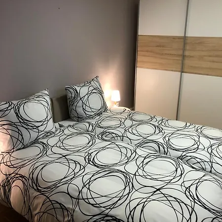 Schoene 2 In List-vahrenwald Balkon Hannover