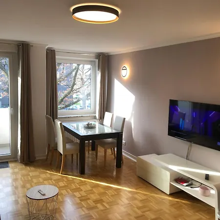 Schoene 2 In List-vahrenwald Balkon Hannover