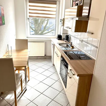 Schoene 2 In List-vahrenwald Balkon * Hannover