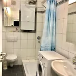 Schoene 2 In List-vahrenwald Balkon *